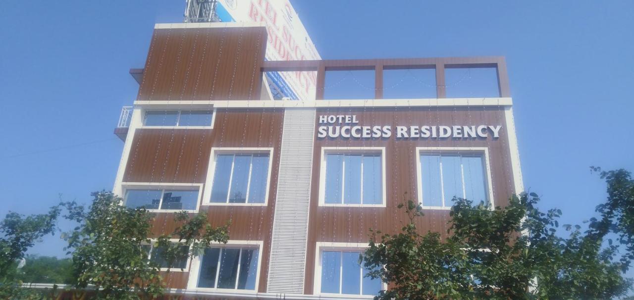 Hotel Success Residency Navi Mumbai Exterior photo